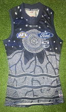 Load image into Gallery viewer, Brad Close Guernseys and shorts - consignment