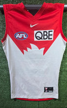 Load image into Gallery viewer, Will Hayward 2024 and 2025 Player items - Consignment