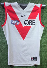 Load image into Gallery viewer, Will Hayward 2024 and 2025 Player items - Consignment
