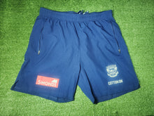 Load image into Gallery viewer, Brad Close Guernseys and shorts - consignment
