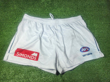 Load image into Gallery viewer, Brad Close Guernseys and shorts - consignment
