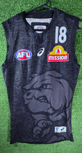 Load image into Gallery viewer, Western Bulldogs Training Guernsey (2022) AFL
